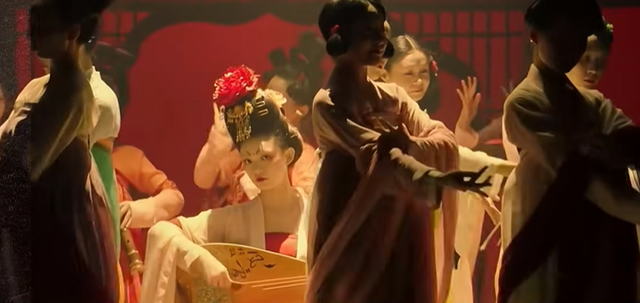 人畜无害的清纯美女,正在悄悄变“坏”?这就叫做真正的蛇竭美人