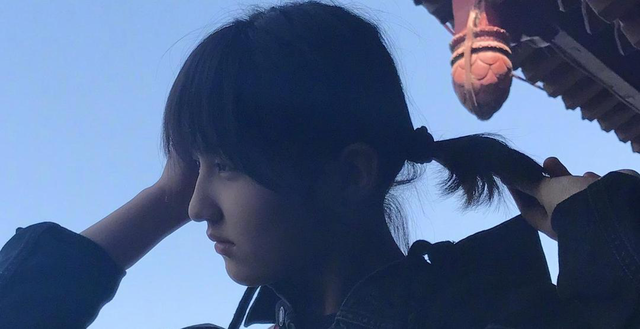 张子枫《我的姐姐》开机！造型亮了！妹妹是时候拿影后了