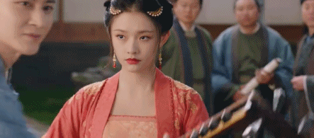 人畜无害的清纯美女,正在悄悄变“坏”?这就叫做真正的蛇竭美人