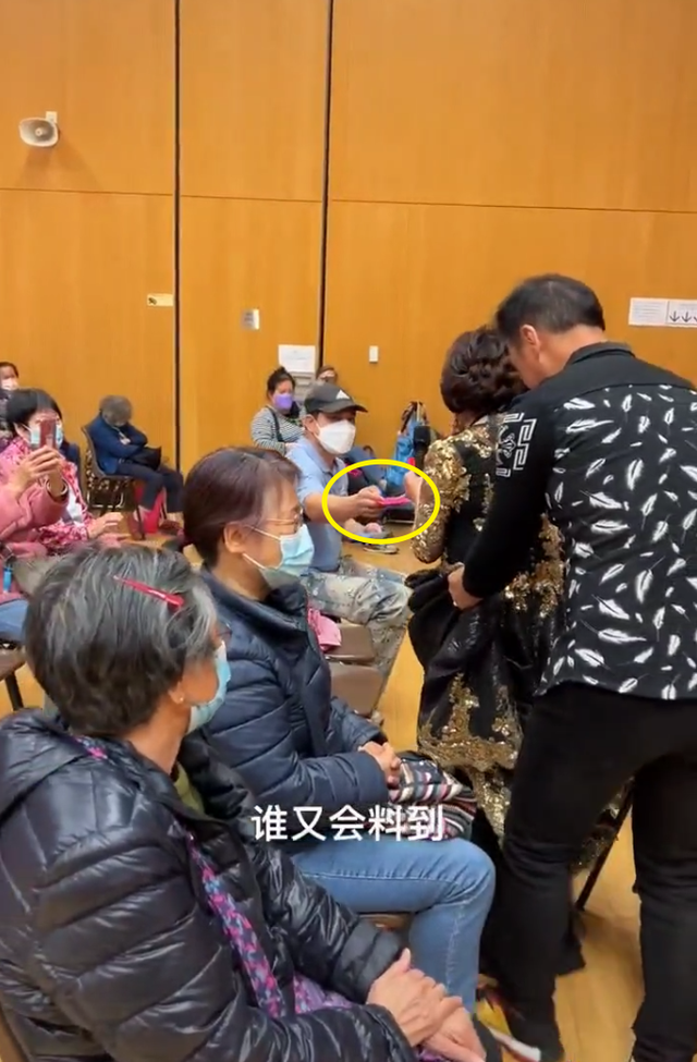 90岁香港三级女星黄夏蕙出来工作！为三餐不惜乞讨，家中财富过亿