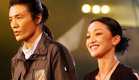 潇洒不羁如周公子,在8段感情里试错,总在错的时间遇到错的人