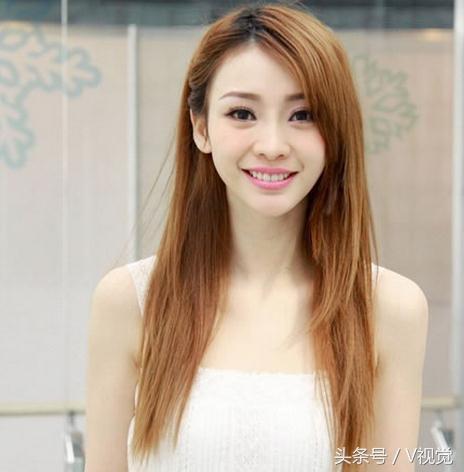 《长在面包树上的女人》中的女演员