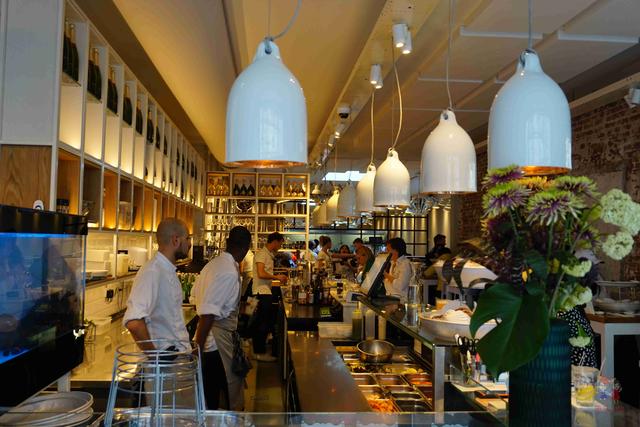 暴走阿姆斯特丹,看“百无禁忌”的“性都”到底是个什么样?