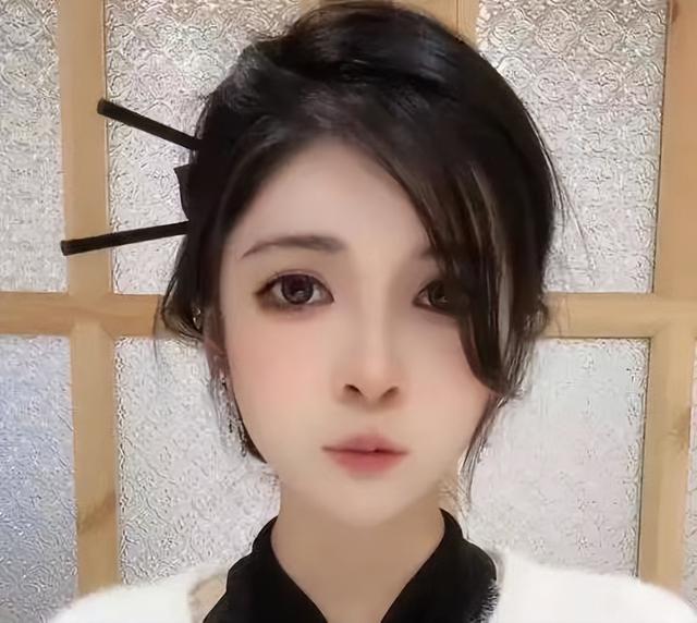 网红狗头萝莉轻生被找到,自述小学三年级时被生父侵犯,夺走贞操