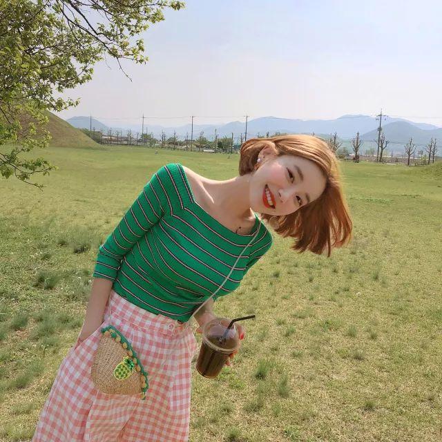 大胸也能穿出甜美小性感！让这位韩国时尚博主vivamoon带你领略夏日大胸妹的可爱小清新！