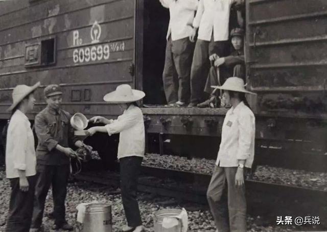 【突围之战完整版】202人被俘，2个副军长受处分，战俘档案带污点