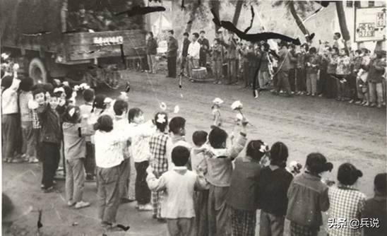 【突围之战完整版】202人被俘，2个副军长受处分，战俘档案带污点