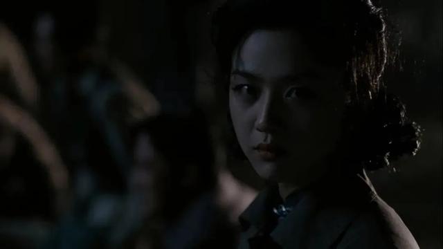 《色,戒》里面,最大胆的并不是被删减的大尺度床戏