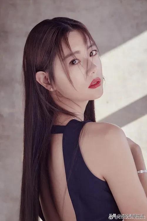 克拉拉不愧为亚洲第一性感美女