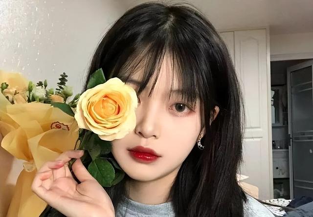 女人不愿主动联系你，不是你没钱，而是你没走这6个步骤