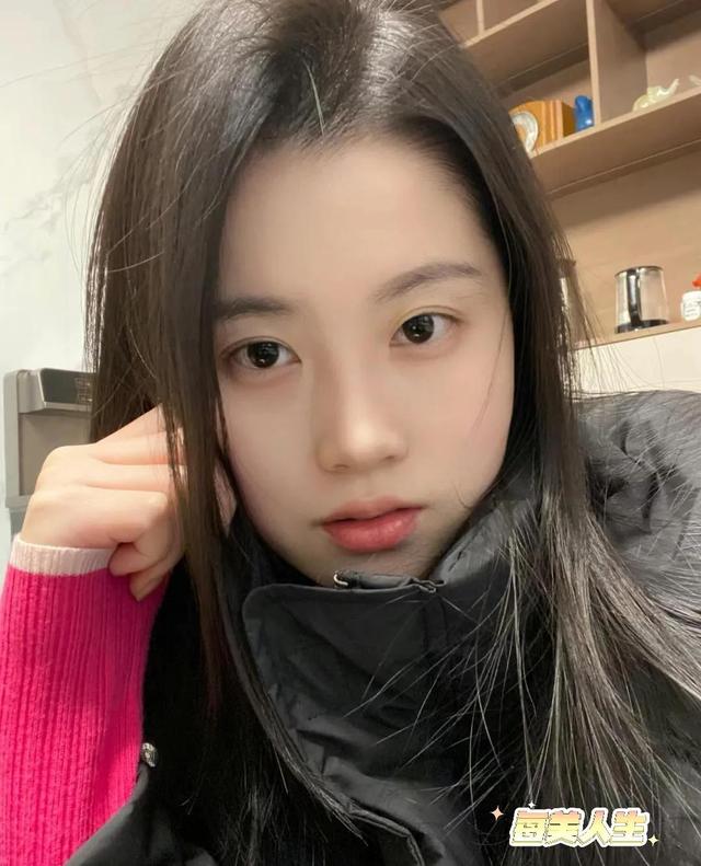 说什么最容易哄女生开心 教你如何通过聊天讨她欢心