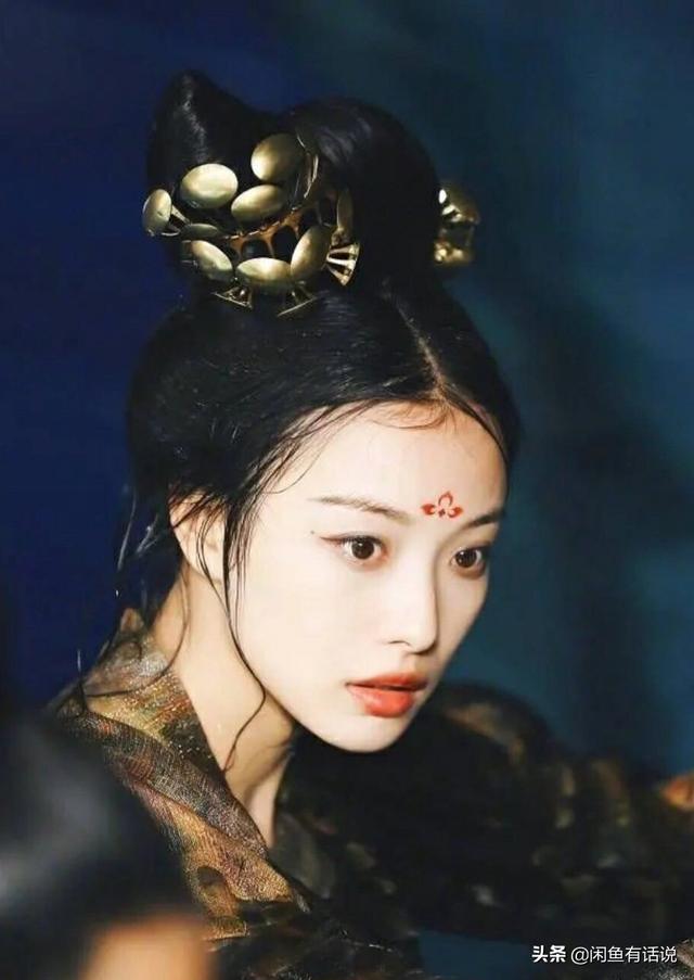 脸上这4处有痣的女人,是天生的“气质型美女”,点掉就太可惜了