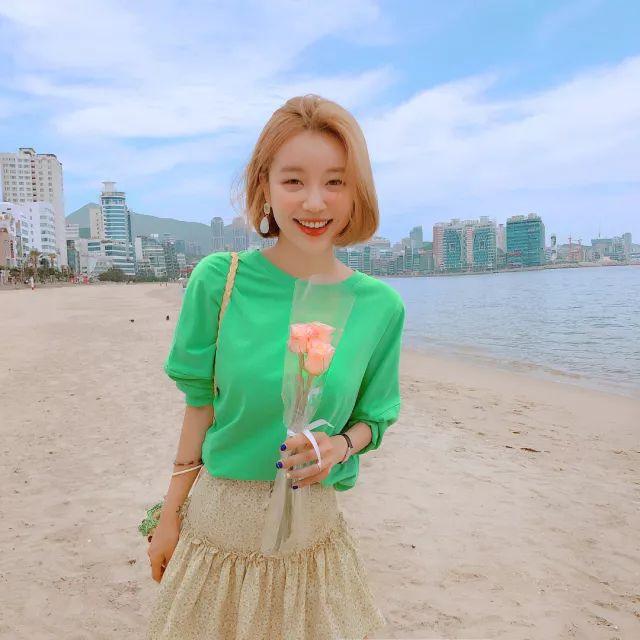 大胸也能穿出甜美小性感！让这位韩国时尚博主vivamoon带你领略夏日大胸妹的可爱小清新！