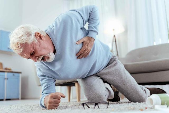 人身上哪个部位挨打最疼?轻轻一拳直接死亡,打架时记得保护好