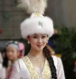 56个民族美女图集真人版！值得收藏