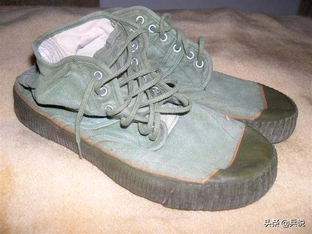 【突围之战完整版】202人被俘，2个副军长受处分，战俘档案带污点