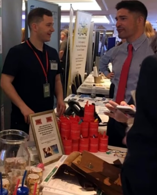 30个捕捉到的完美镜头，时机把握得太巧妙了