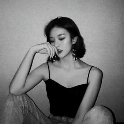 女霸气冷酷无情微信头像