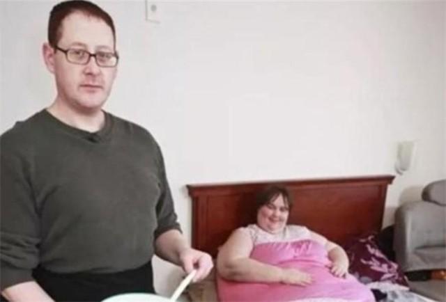 体重达1450斤的“超大美女”,被高富帅博士倒追,后生下2个儿子