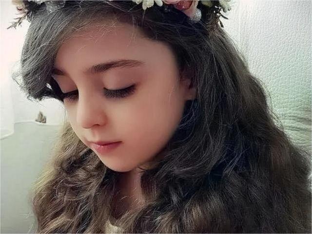 伊朗8岁女孩颜值“逆天”，父亲毅然辞职做保镖，安全了吗