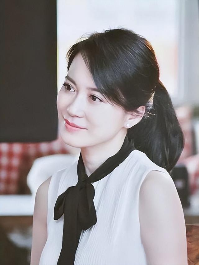 至今未婚的5位内地大龄女星，各有各的苦衷，最大51岁，最小49岁