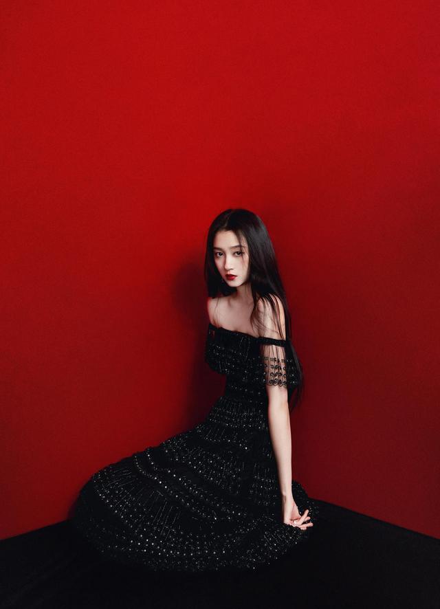 八位美女写真,风姿绰约小天仙,惊鸿一瞥清流溪,有你喜欢的吗?