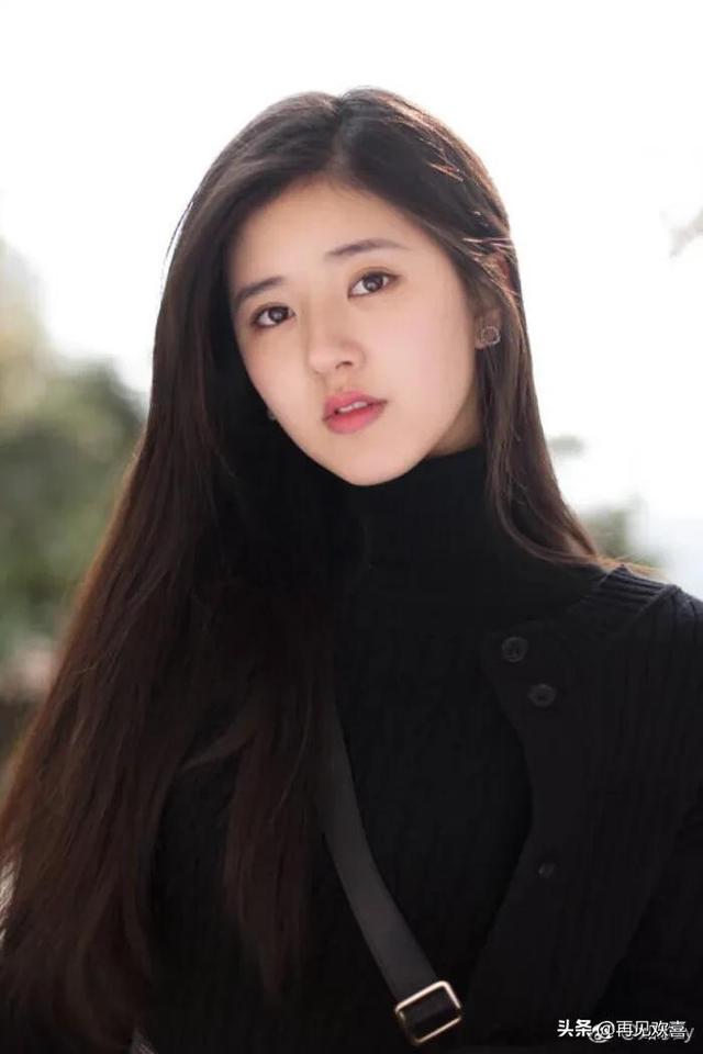 美女大PK,成都和武汉一样盛产女明星,个个都是天仙下凡