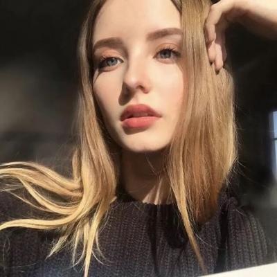 曾沧桑后看淡一切的微信名道不尽伤-可爱点