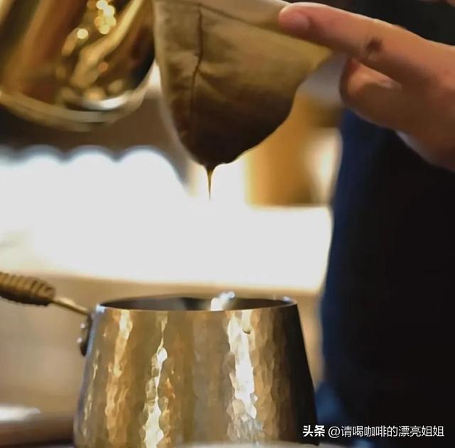 让文人们喜欢的、并纷纷写进书里的“欧蕾咖啡”到底是什么?