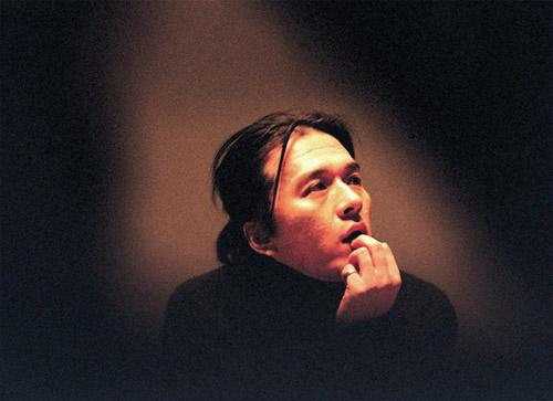 潇洒不羁如周公子,在8段感情里试错,总在错的时间遇到错的人