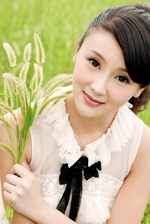 京城四美:有人未婚,有人离婚,有人是假富太太,有人被限制出境