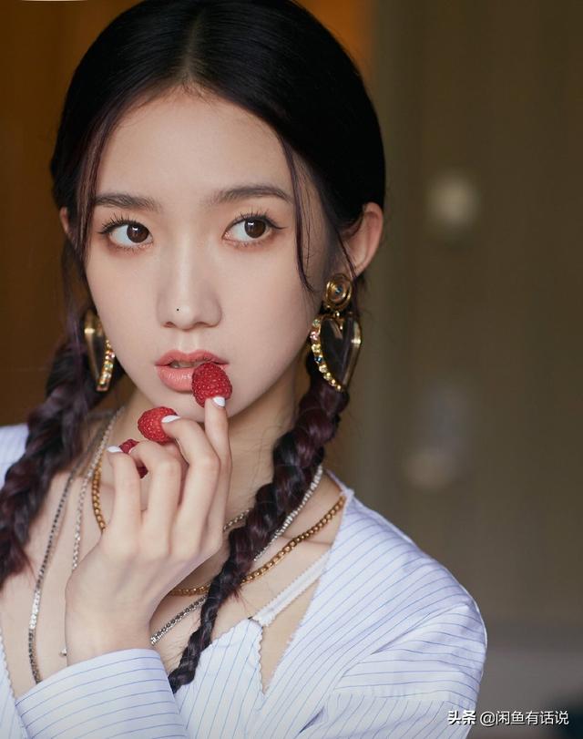 脸上这4处有痣的女人,是天生的“气质型美女”,点掉就太可惜了