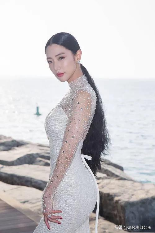 克拉拉不愧为亚洲第一性感美女