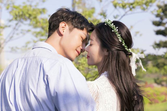 镜花水月的打工恋情，不过是青春荷尔蒙的释放，只余下一帘幽梦