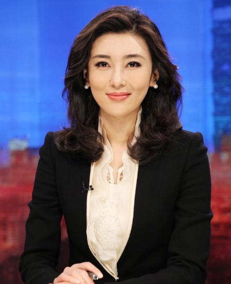 央视10大美女主持人,个个才貌双全,董卿知性,海霞端庄