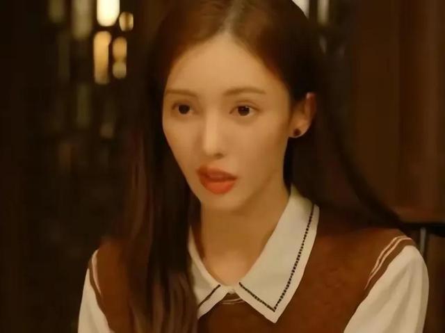 明明貌美如花，却毁在一张嘴上，这7位女星的“丑嘴巴”太拖后腿