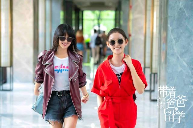 “小眼爸爸”孙红雷携“大眼儿子”曾舜晞19日开启留学征程