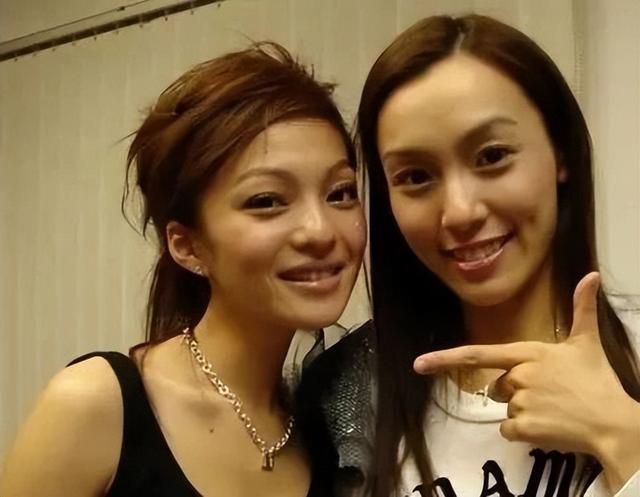 娱乐圈哪有真感情！这6对塑料姐妹花，为上位互踩，抢闺蜜老公