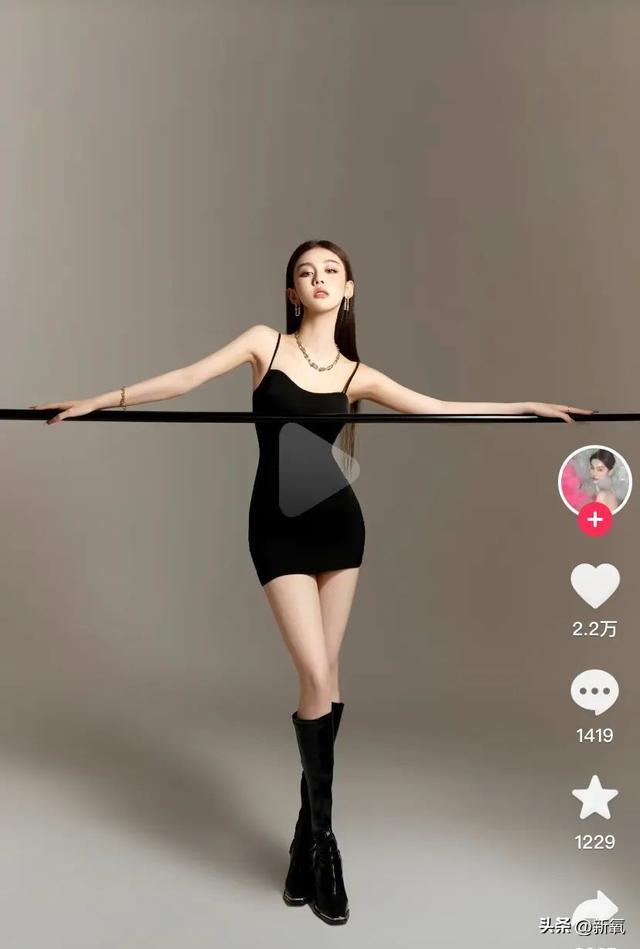 北大校花美少女,从小到大都是女神级人物?