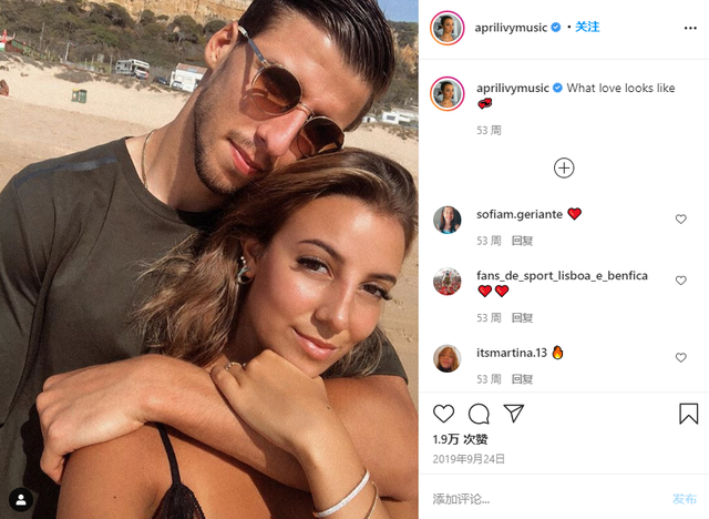 曼城队史标王的女友是流行乐坛小天后,单曲排行葡语 iTunes 榜单第一,她是迪亚斯融入英伦的贤内助