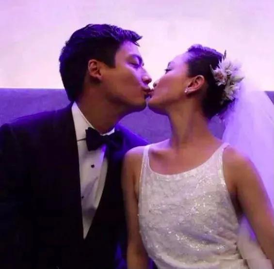 潇洒不羁如周公子,在8段感情里试错,总在错的时间遇到错的人