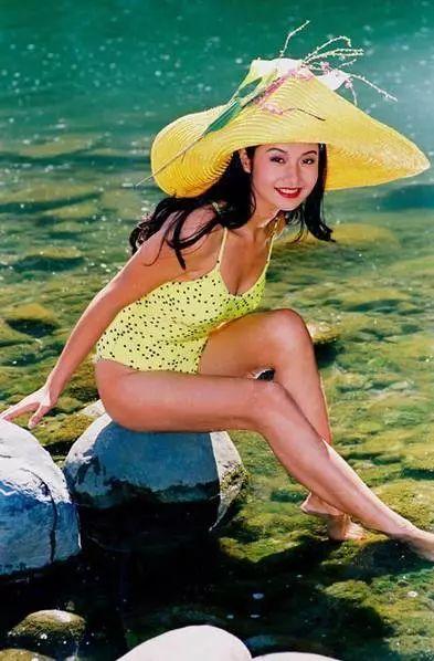 90年代的挂历美人，满满都是回忆