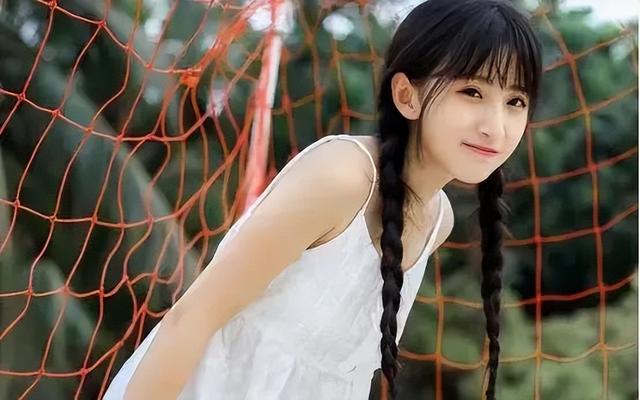 两性相处,四类小甜甜女人,是可爱还小心机处处都是诱惑