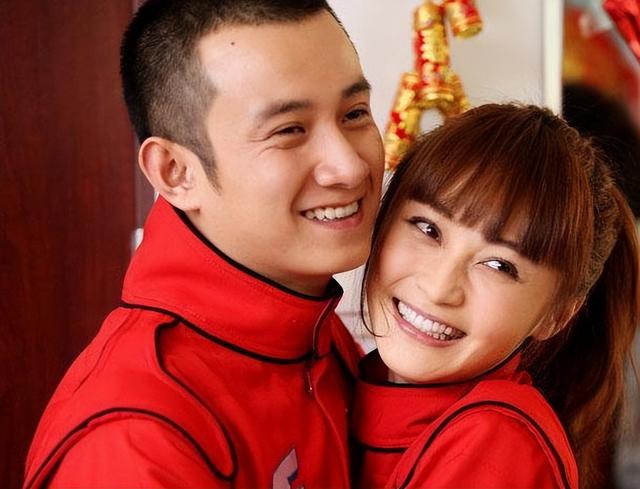 姚笛出轨又出轨，深夜与男友亲吻孕期被抛弃的她还有人心疼吗？