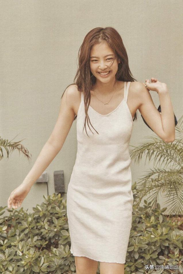 别再留黑长直了!今年流行这4种“短发发型”,个个减龄有气质