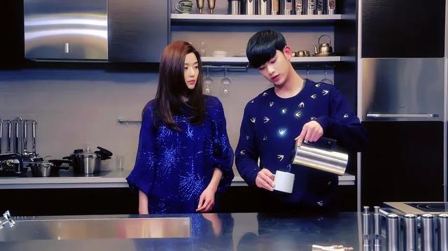 人畜无害的清纯美女,正在悄悄变“坏”?这就叫做真正的蛇竭美人