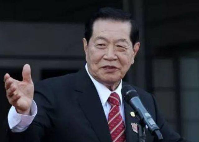 1979年，美国女孩外出游泳彻夜未归，华裔神探抽丝剥茧掀开谜团