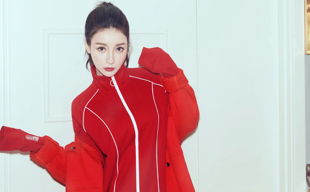 “情史干净”的8位性感女星,不滥情,不炒作,每一个都堪称清流