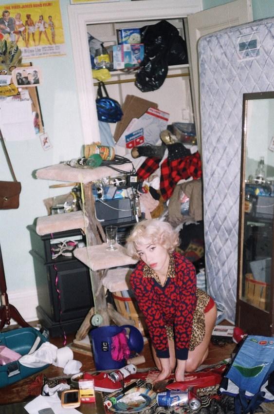 实拍：世界各地青春期女孩们的闺房，有的整洁干净，有的不堪入目