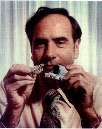 花几千元剁手的某英国进口网红家用脱毛仪，只是充了智商税